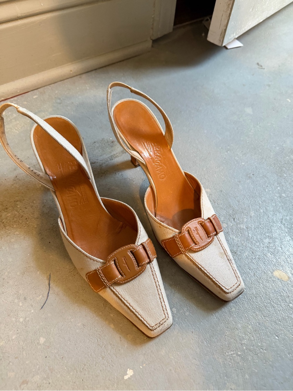 Salvatore Ferragamo Beige Canvas Slingback Pumps with Tan Trim - Picture 4 of 7
